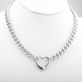 Moda de damas Sexy Joya de acero inoxidable Colgante de joyas huecas Collar de cadena retorcida en forma de corazón Regalo de San Valentín
